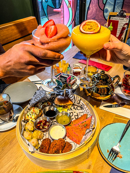 Chido's high par-tea